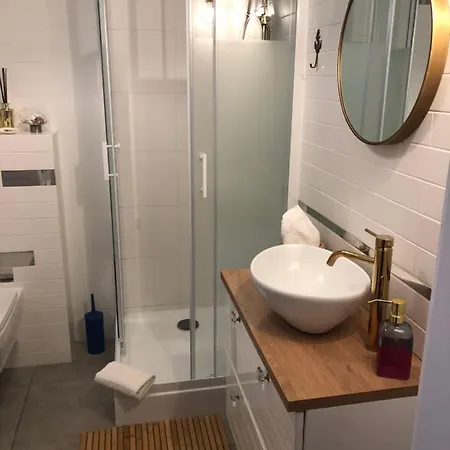 Apartament Marine -winda -parking W Hali Garażowej -gratis-business Elbląg