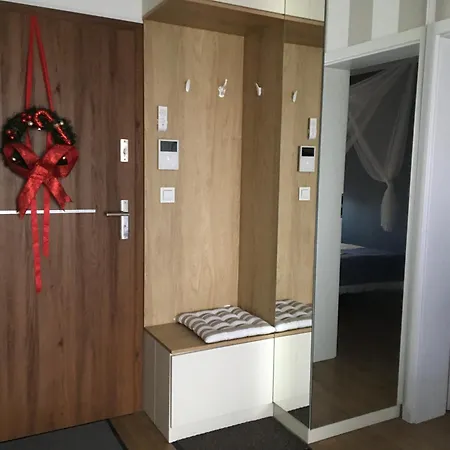 Marine -winda -parking W Hali Garażowej -gratis-business