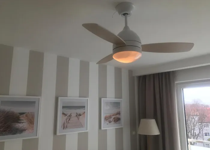 Marine -winda -parking W Hali Garazowej -gratis-business Apartment Elblag